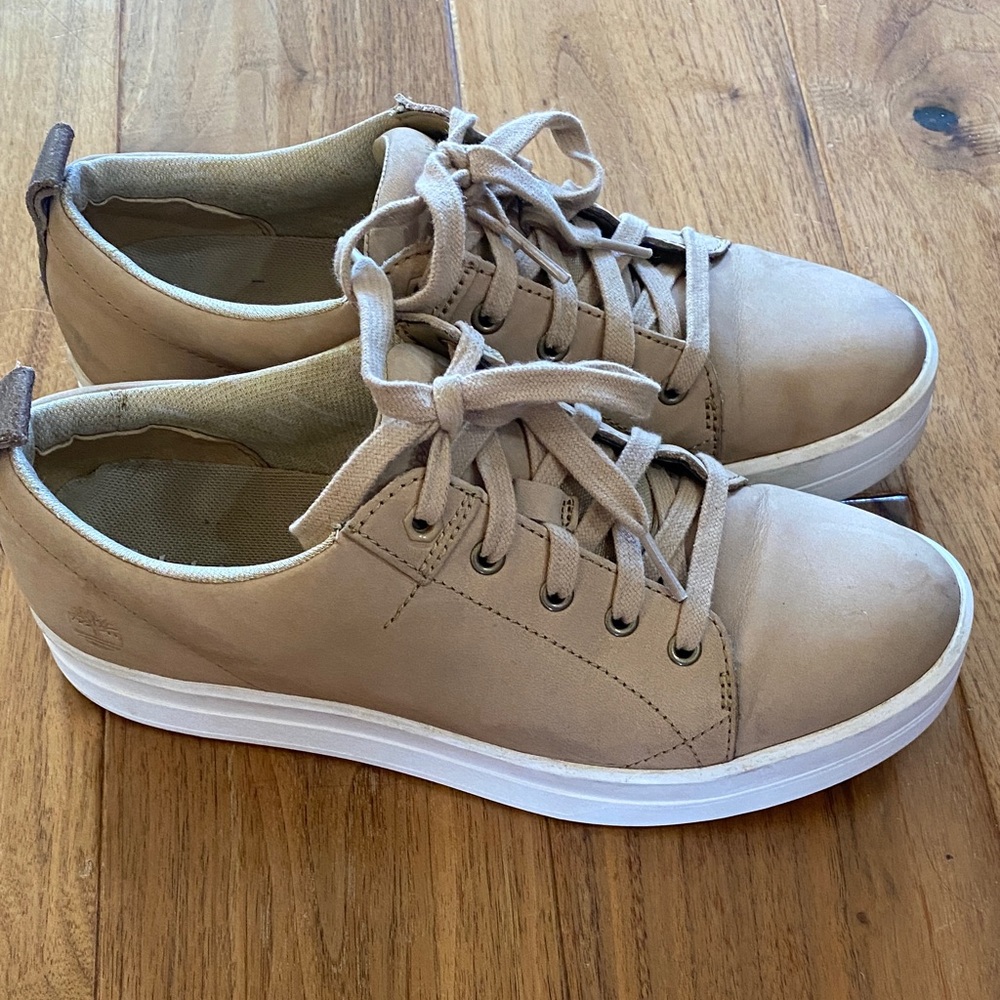 Timberland Women’s Beige Sneakers
